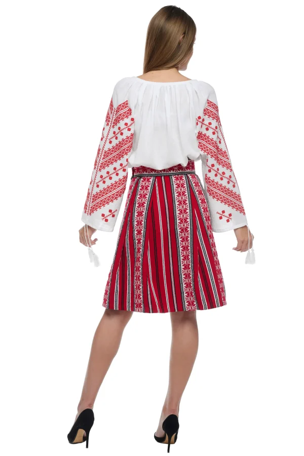 Ie traditionala romaneasca dama broderie rosie (4)