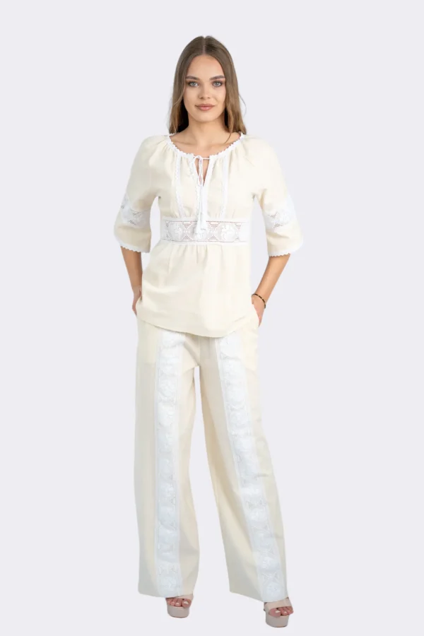 Bluza bej cu dantela alba din bumbac (5)