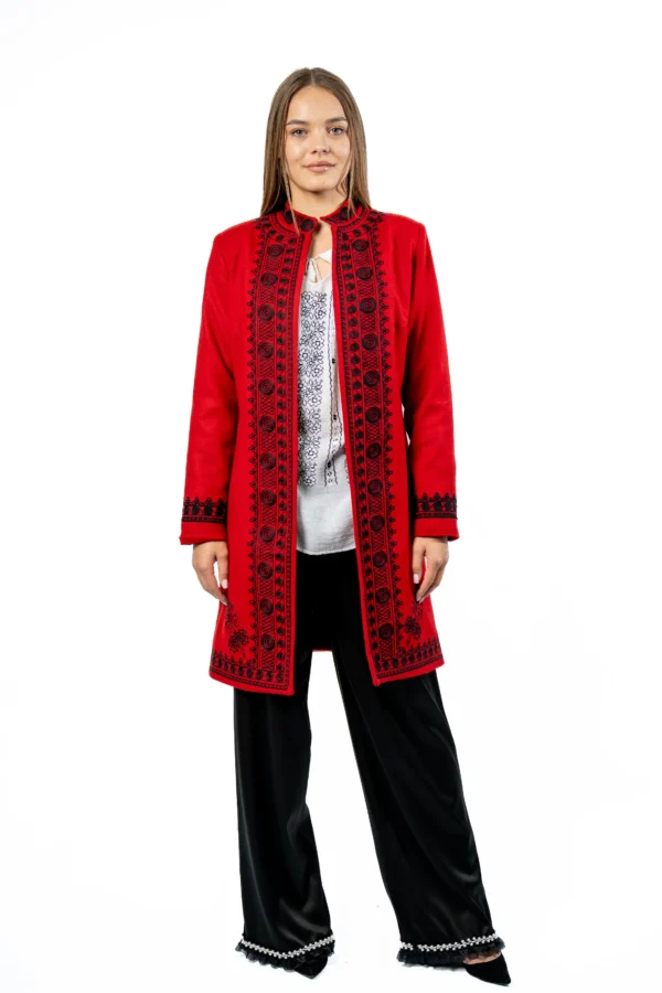 Suman dama traditional rosu cu broderie neagra (4)