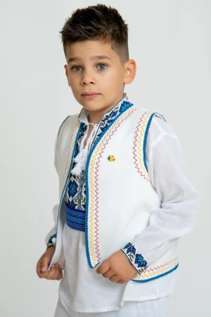 Vesta traditionala baietel alba broderie tricolor