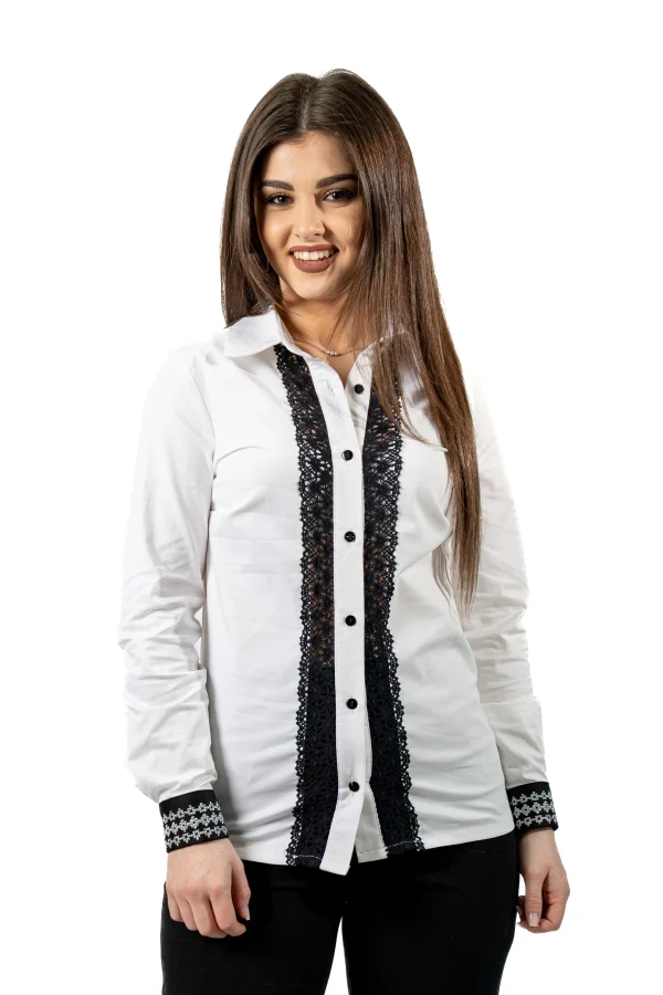 Cămașă albă elegantă cu inserție din dantelă neagră (2)
