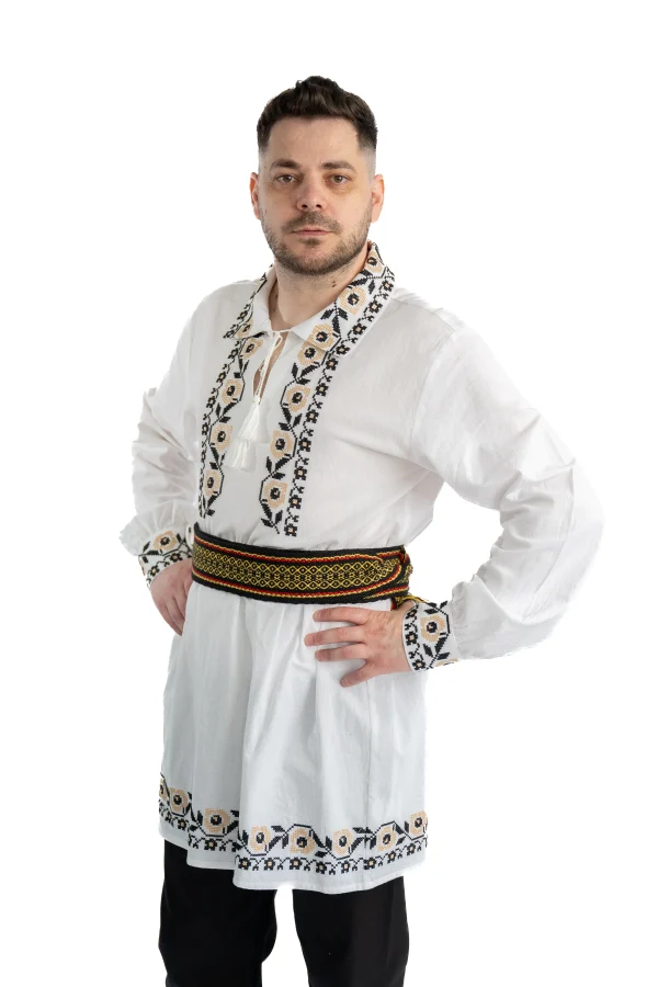 Costum traditional barbatesc din zona Banatului (10)